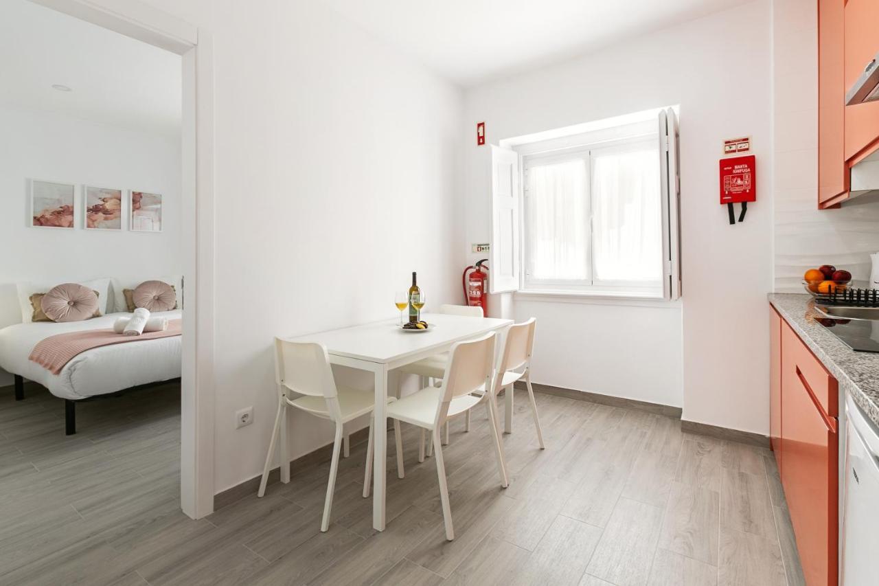 Rose Breeze Apartment Назаре Екстериор снимка