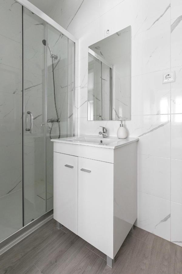Rose Breeze Apartment Назаре Екстериор снимка