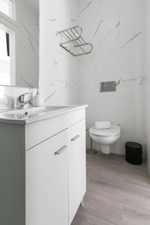 Rose Breeze Apartment Назаре Екстериор снимка